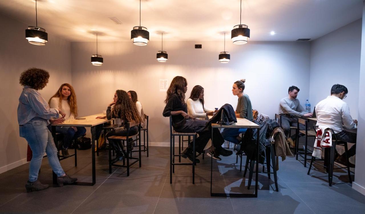 Madriz Hostel Eksteriør bilde