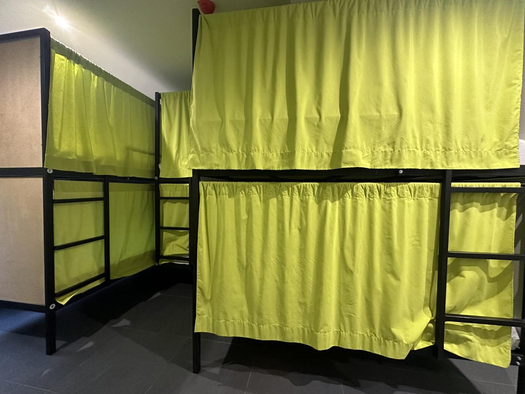 Madriz Hostel Eksteriør bilde
