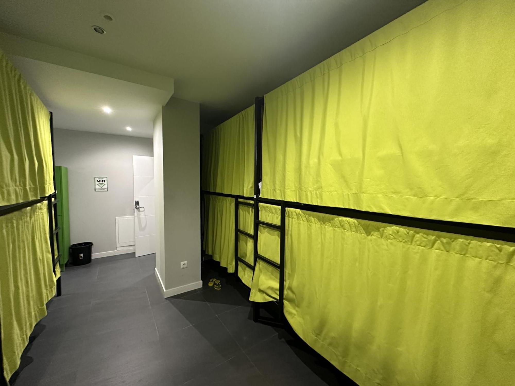 Madriz Hostel Eksteriør bilde